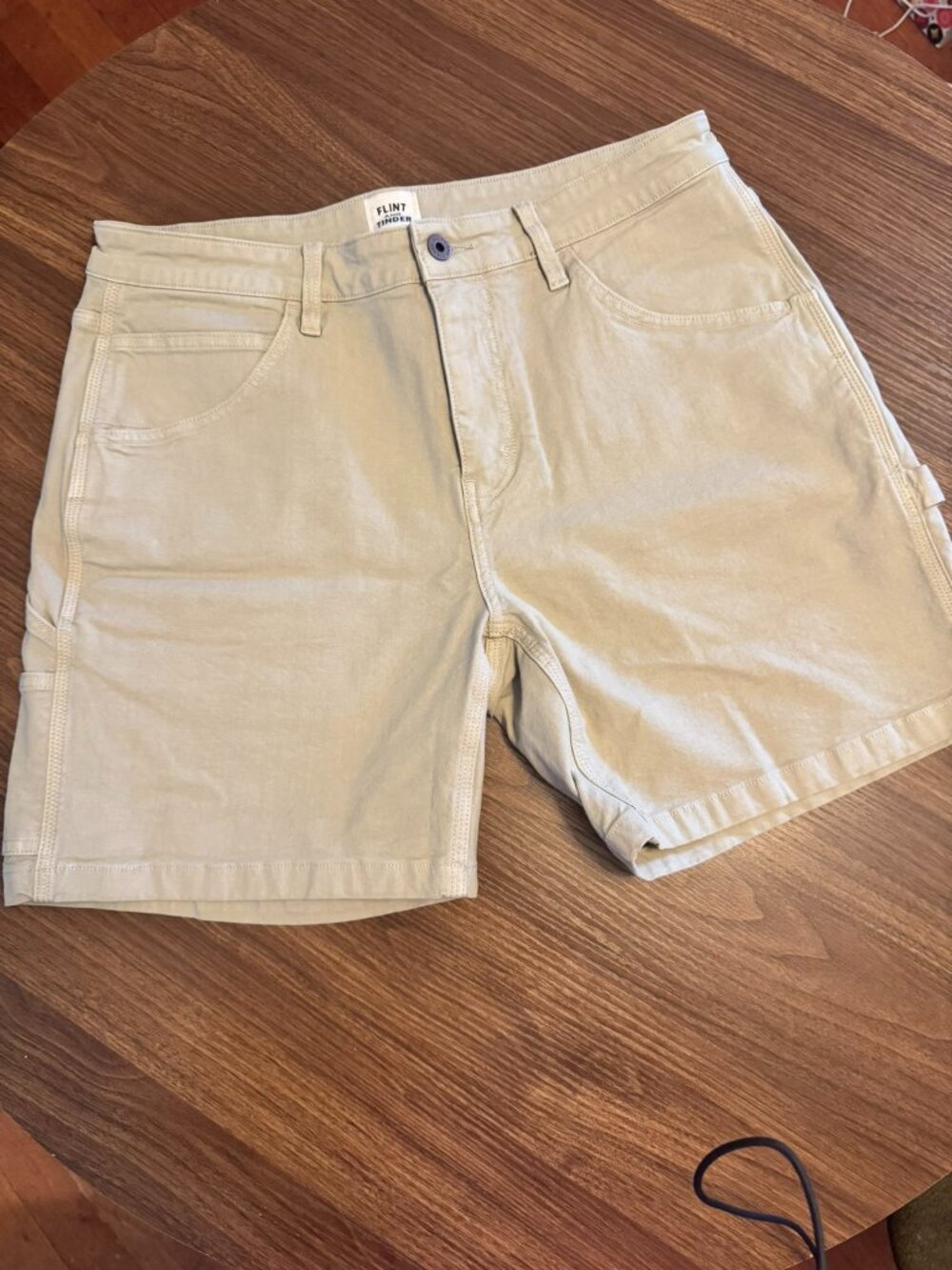 Men's Flint and Tinder Carpenter Light Khaki Stone Shorts : Size 33